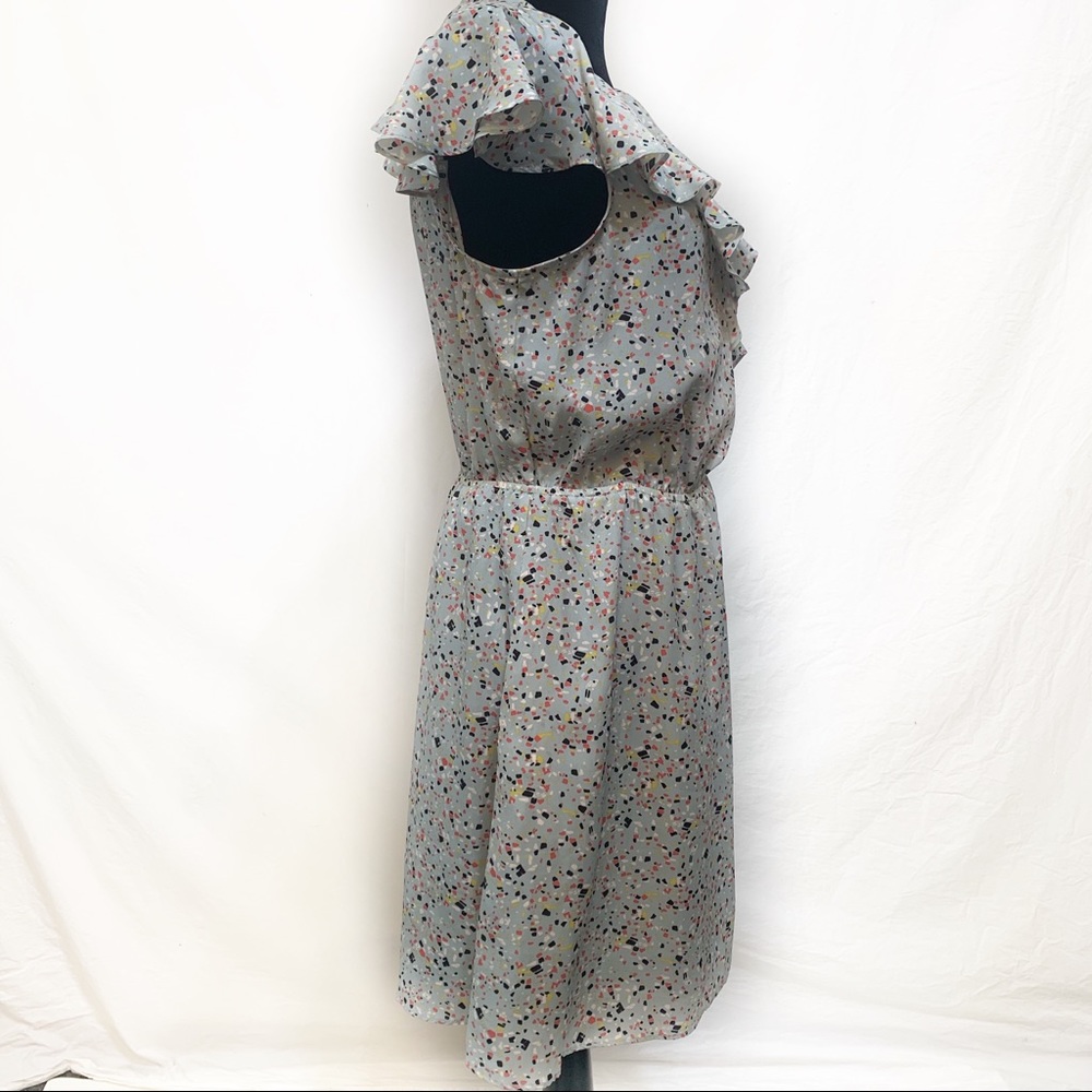 BCBGeneration green grey sleeveless dress - Picture 3 of 8